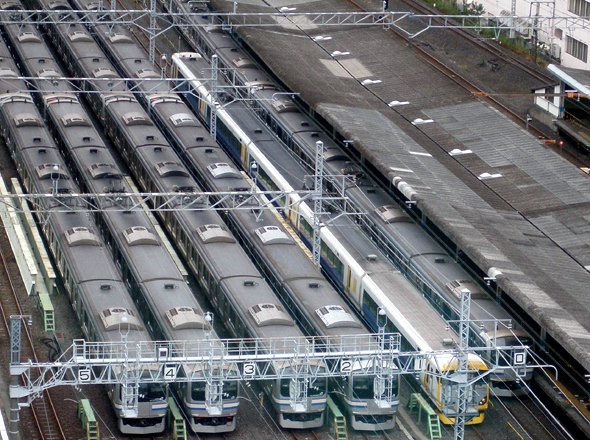 全体会議のインターバルですが、10分程度しかないのでガンプラではない意味不明な画像を貼ってみたり(๑´ڡ`๑)ゞﾃﾍｯ♡
鎌倉遠征でお世話になりまくったE217系って、地方路線で走っているのかな🙄

#これを見てしまったあなたは引退した車両の画像を貼ってください