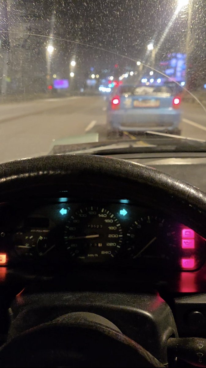 трикотажная демоница tweet media