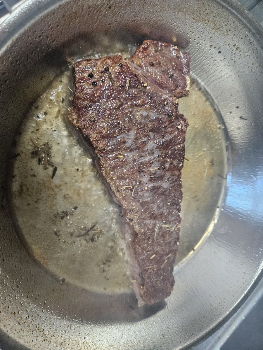 성대인가.., tweet media