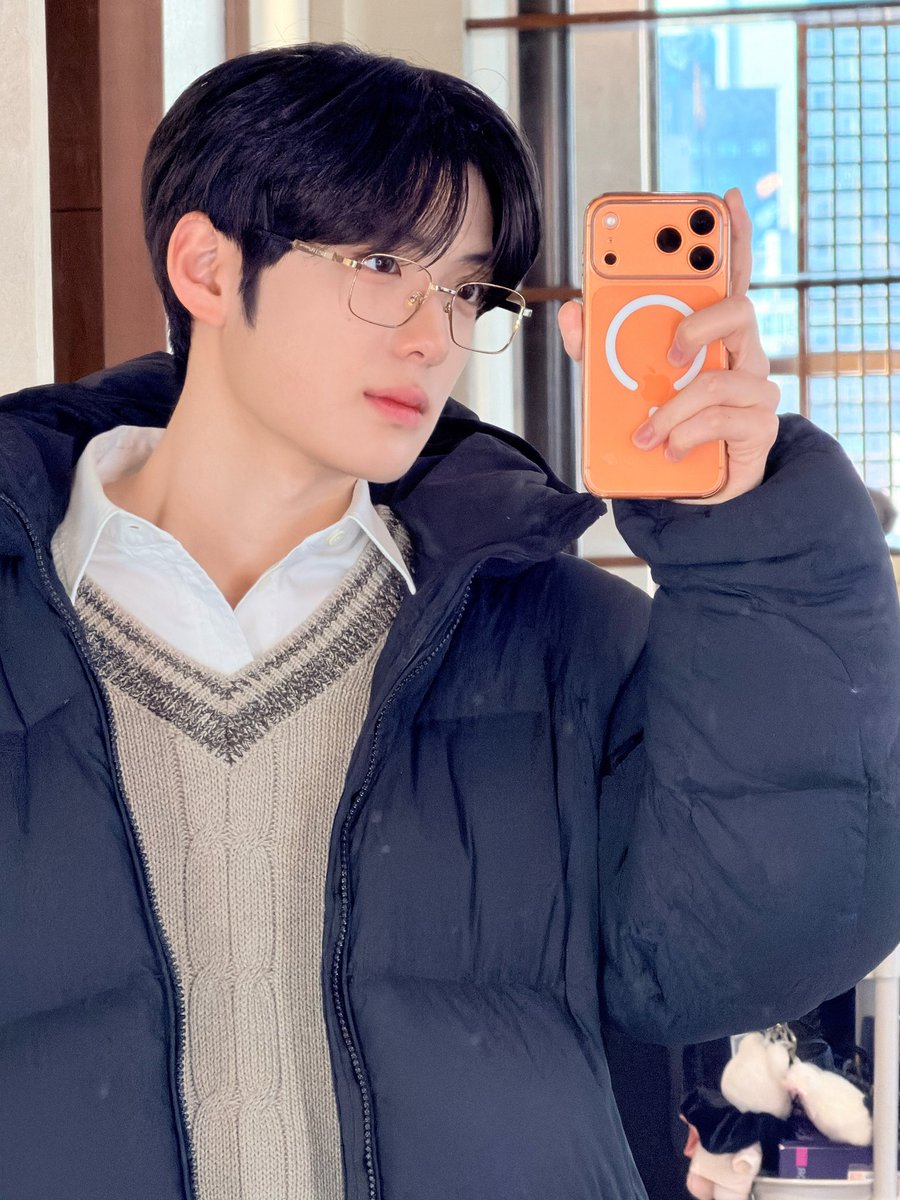 Sanghyeon iPhone 17 promax 2tb cash tweet media