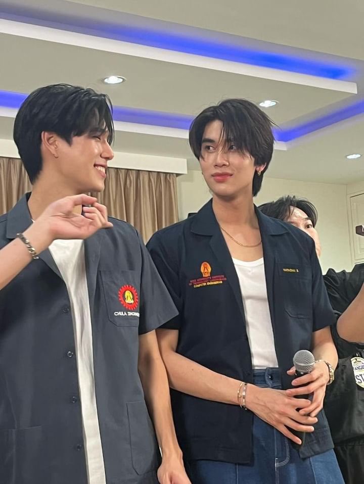 ก็จุฬาน่ารักอะ ลาดกระบังก็ต้องชอบดิ