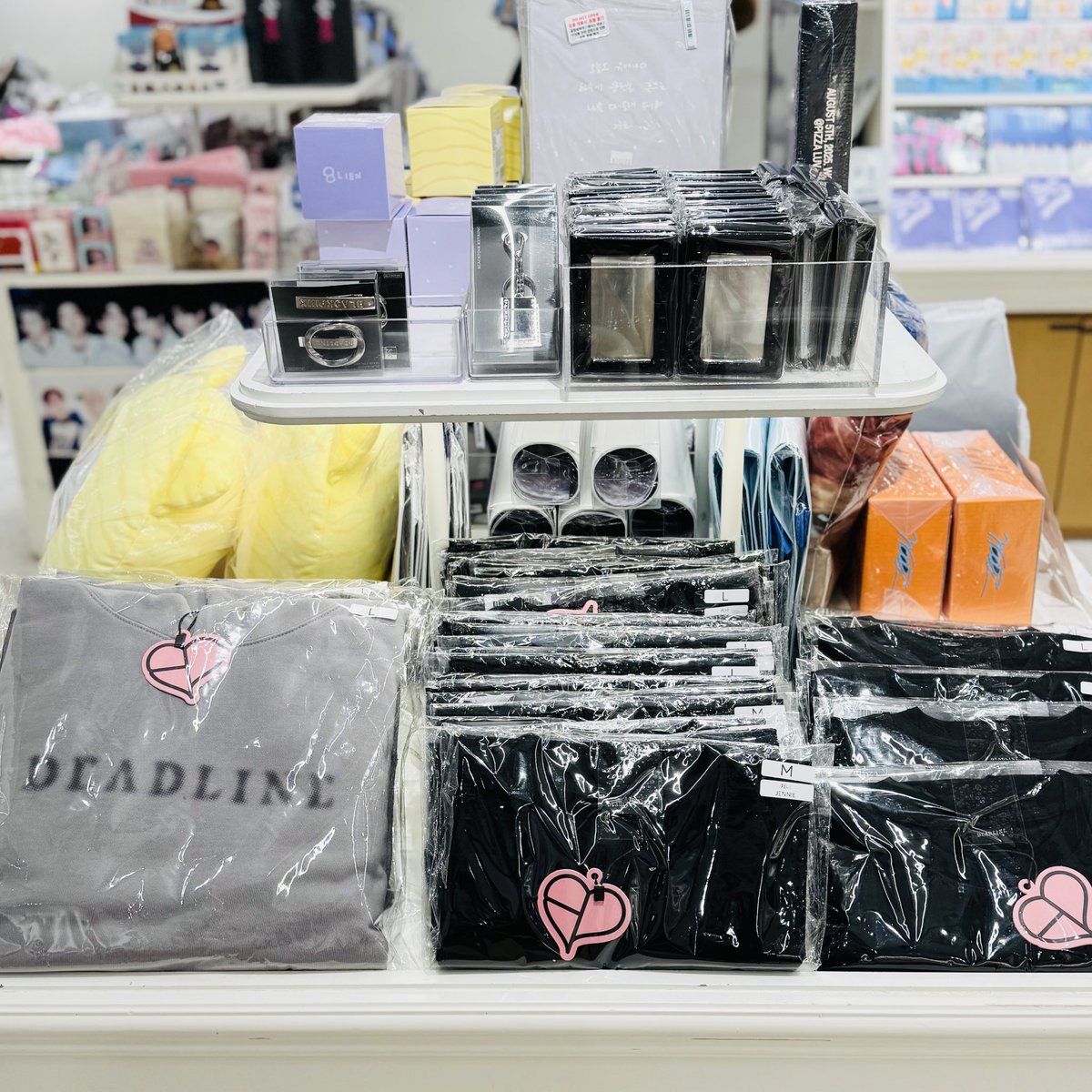 위드뮤 홍대 AK PLAZA tweet media