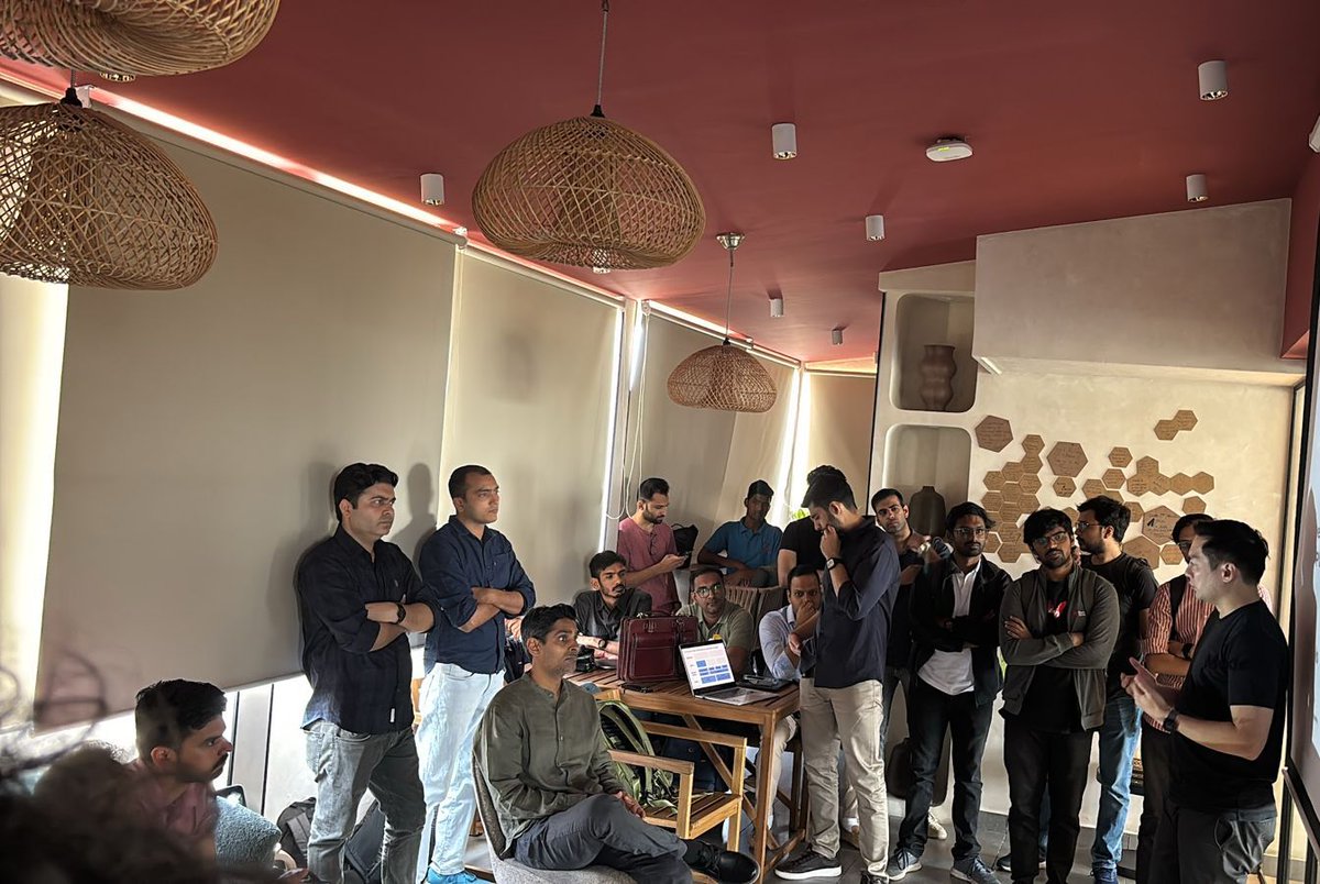 Activate tweet media