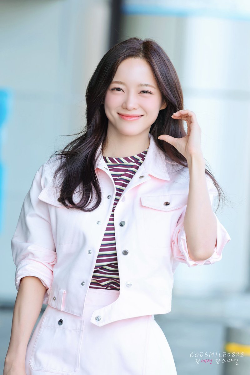 갓스마일 :) tweet media