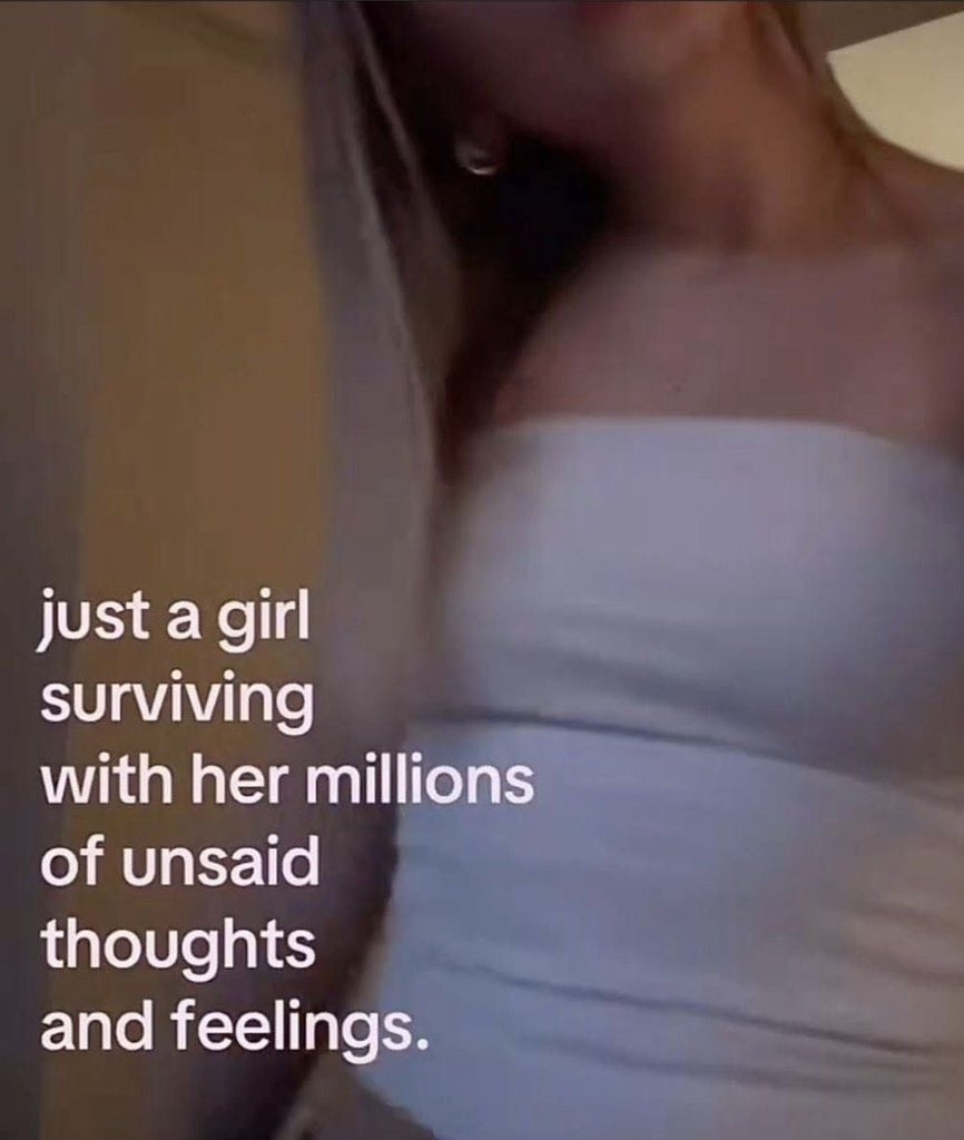 girlsay. tweet media