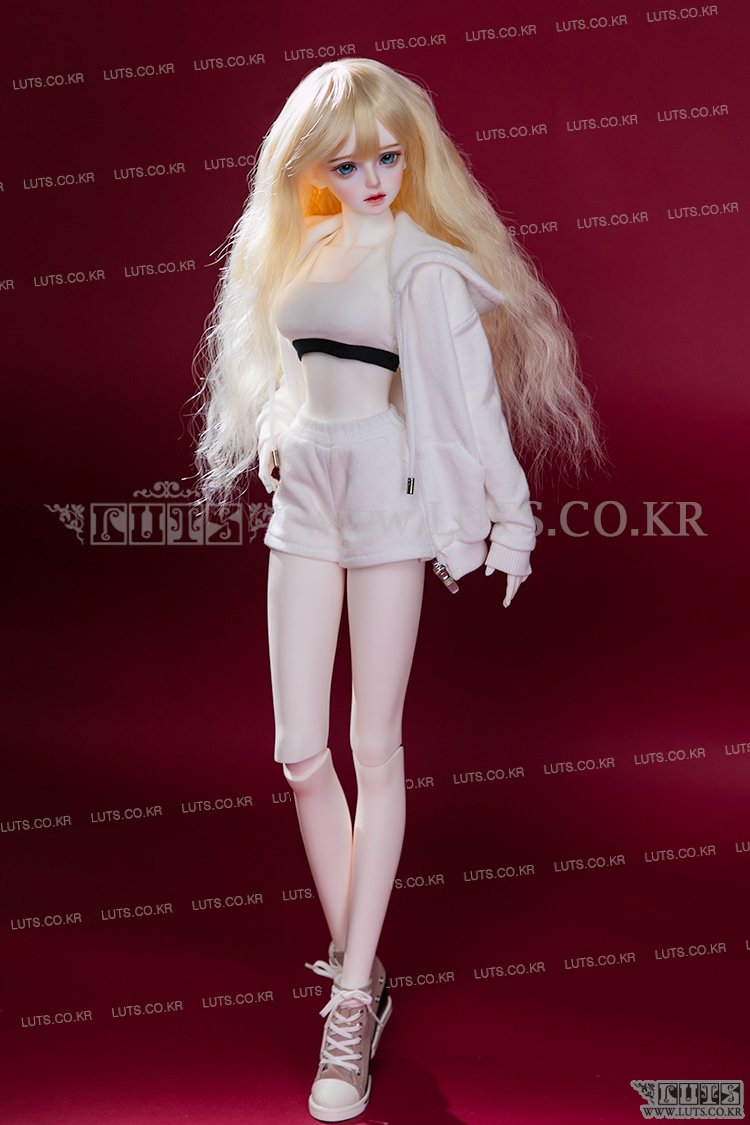 Lutsdoll * Another Place tweet media