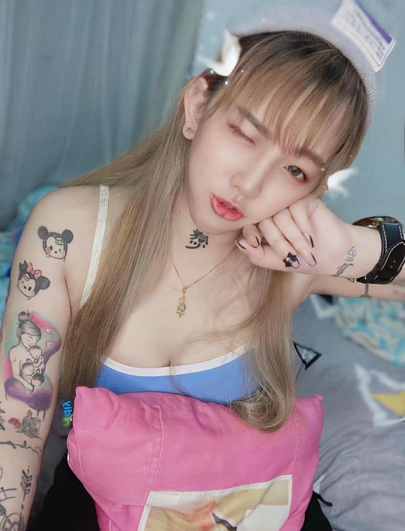 ching_0804 tweet media