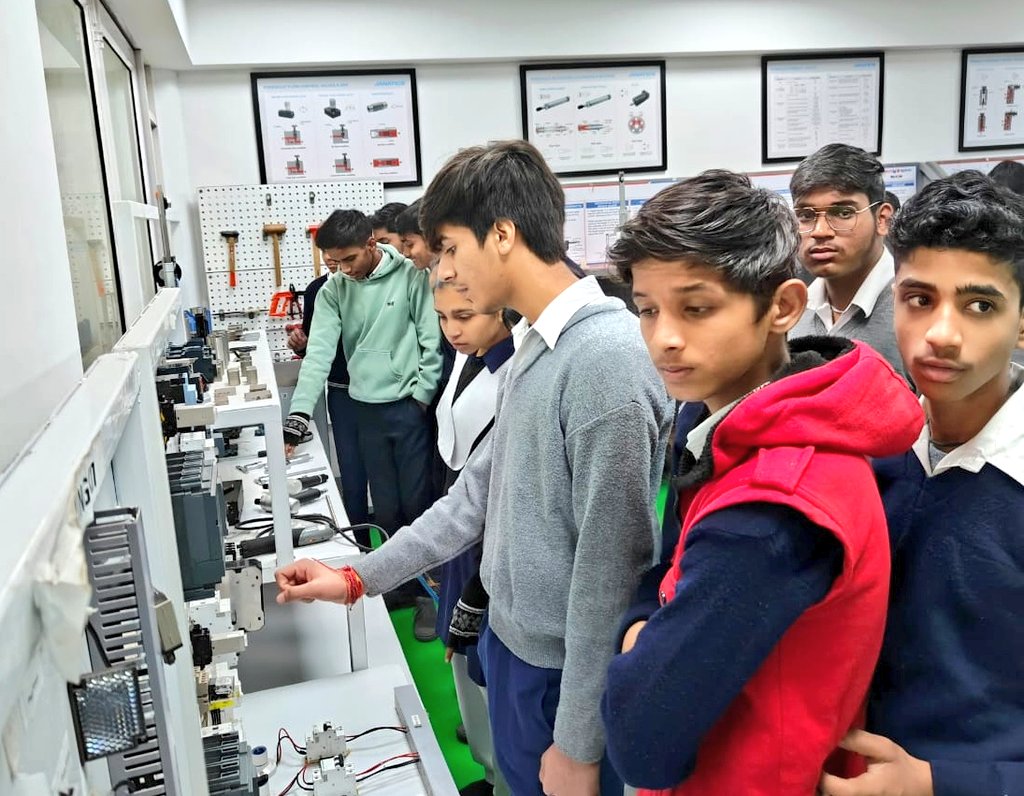 DIRECTORATE OF EDUCATION Delhi tweet media