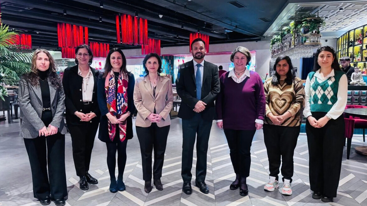 India in Istanbul tweet media