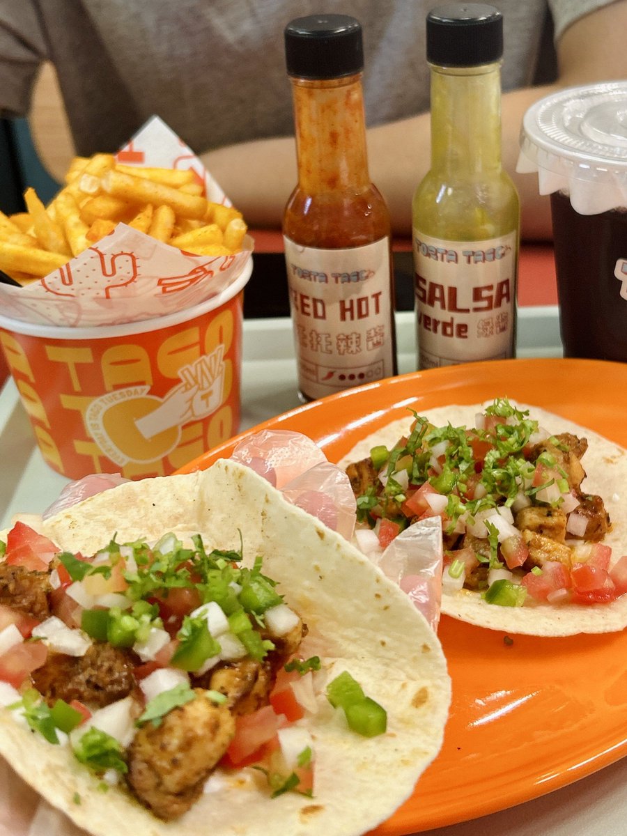 andre de oliveira so tweet media