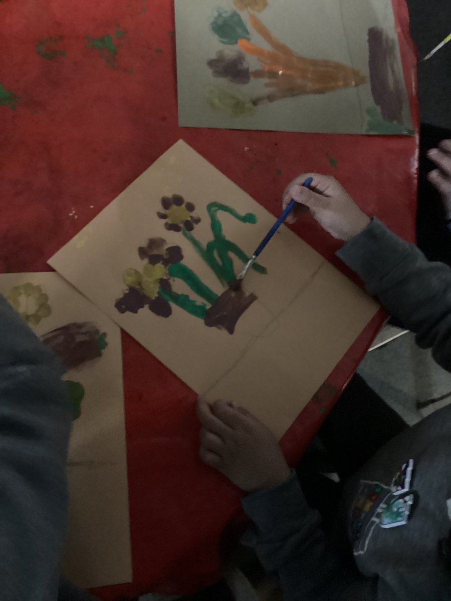 Mrs Griffiths SG EYFS tweet media