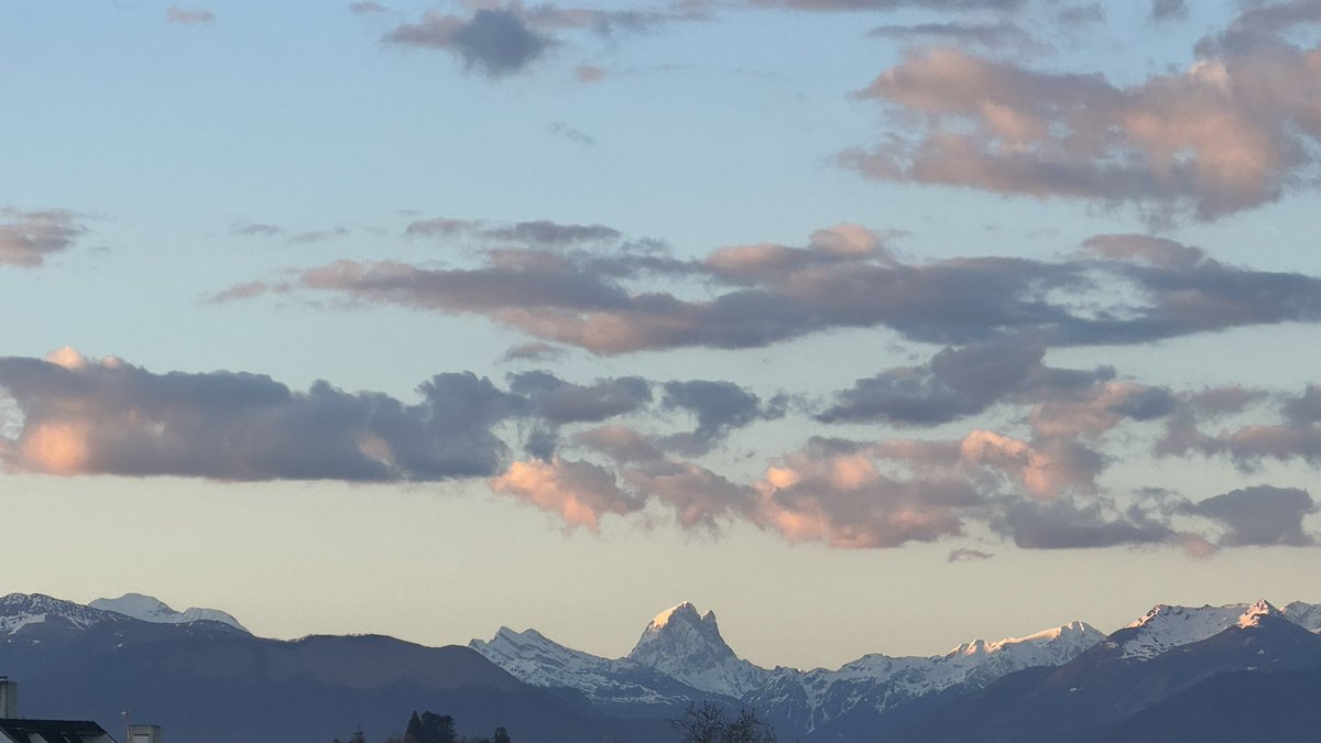 edaycard's tweet image. Bonjour ! #bearn #pyrenees #ossau