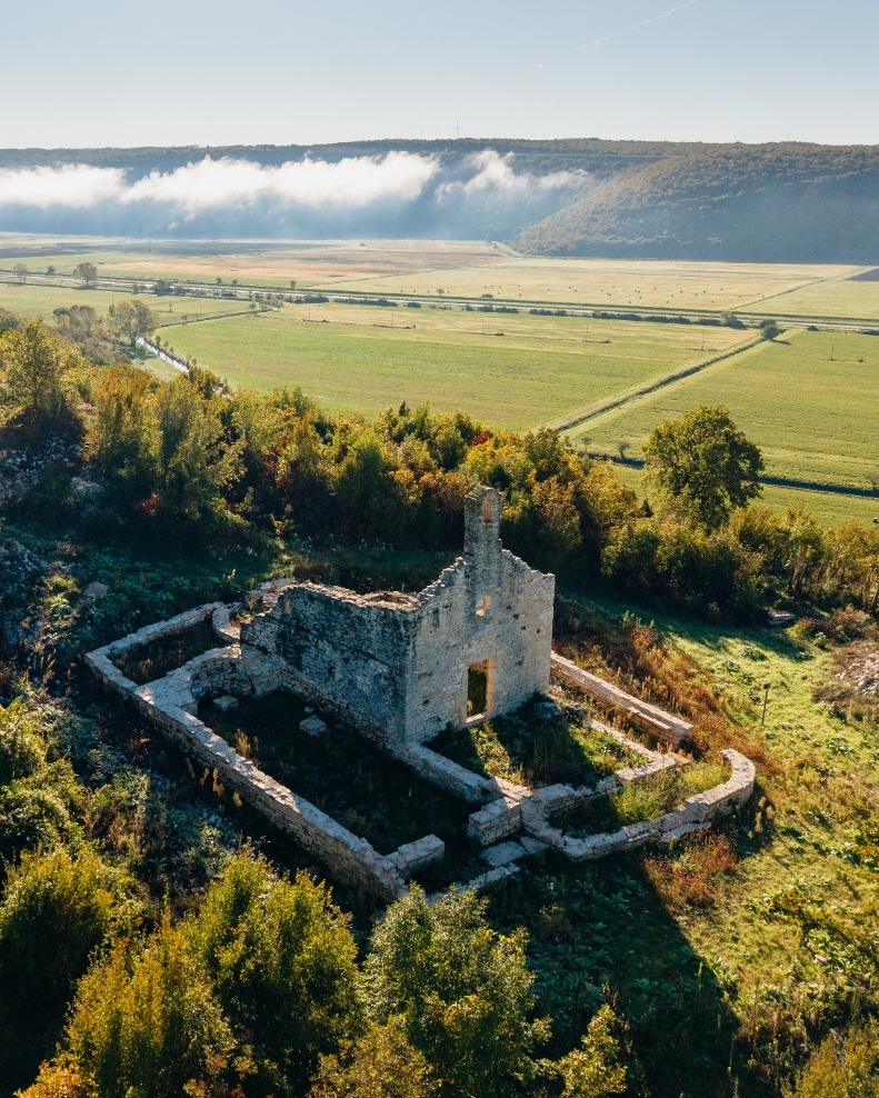 Colours of Istria tweet media