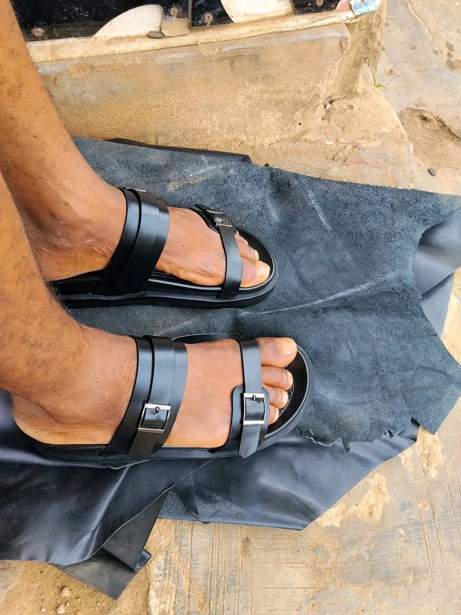 Victory Handy 👡 tweet media