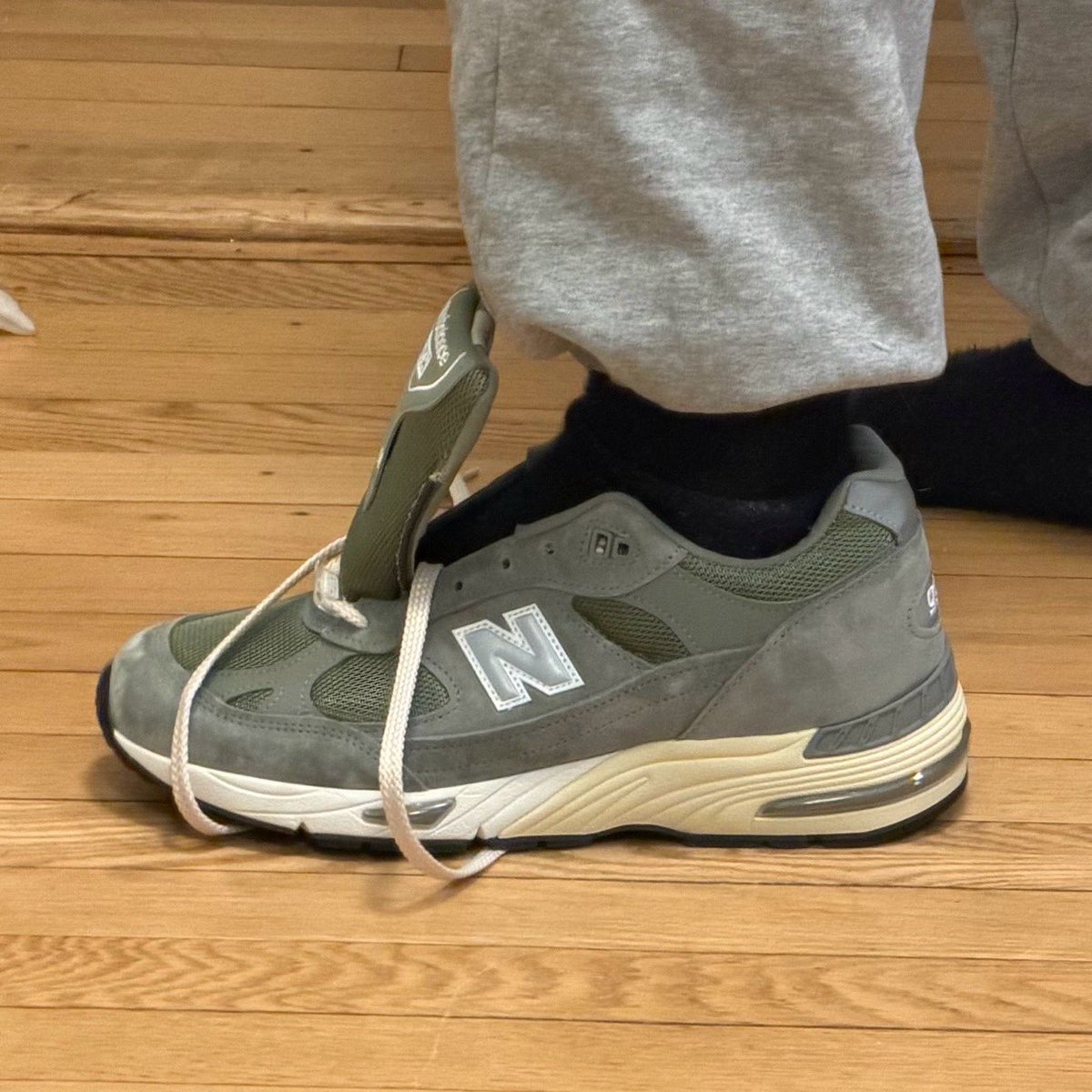 Kith × New Balance 991 “Vetiver” & 991v2 “Moonrock”が3月16日（月 