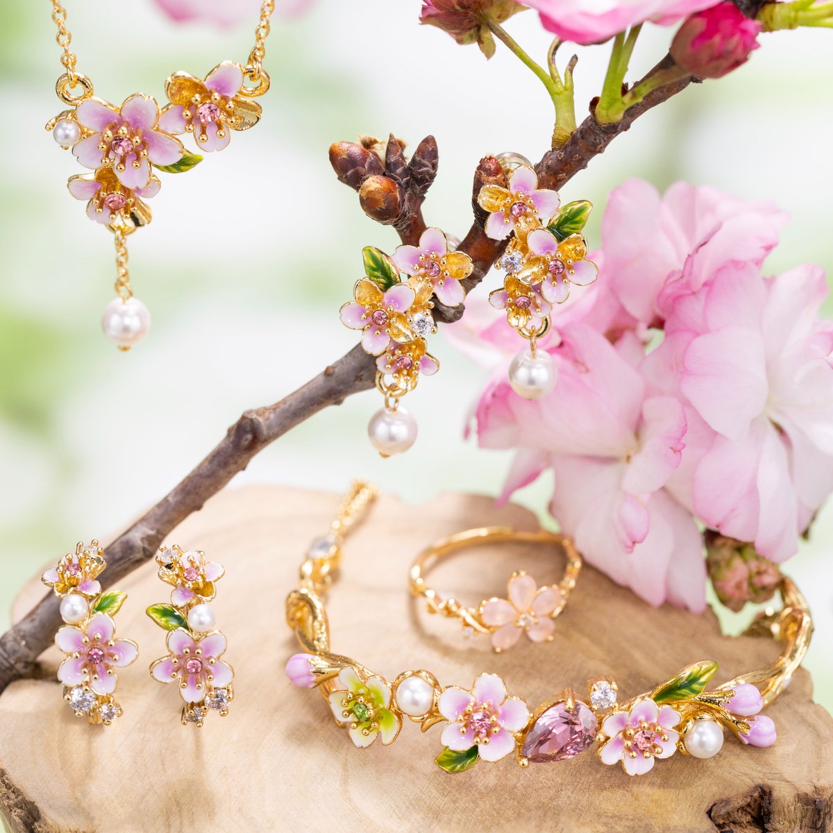 さくら⭐様お取引中⭐3448⭐❣️大人可愛い華やかアクセ❣️オリジナル✴インド sakurajewelry