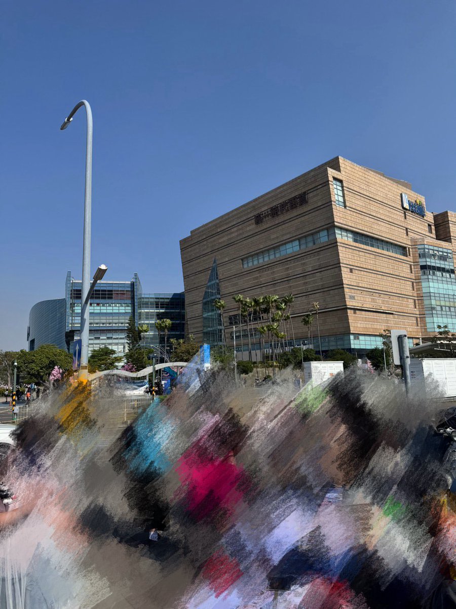 ๐๐๐๐ tweet media