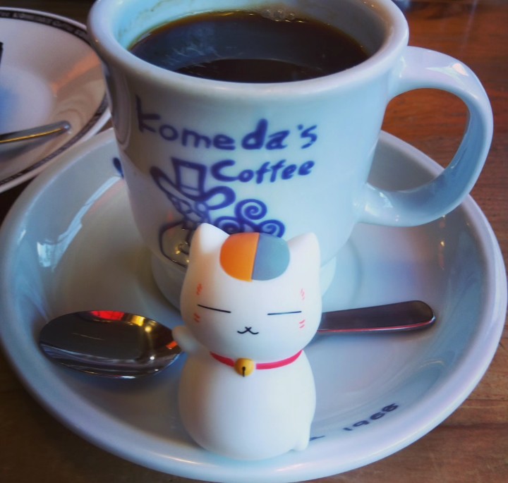 Z10050303's tweet photo. コメダ珈琲でカフェタイム
抹茶の雫、美味しい😋

ちいかわも抹茶ソフト持ってます💚

#ちいかわ #ニャンコ先生
#コメダ珈琲好き
#抹茶の雫
#写真で伝える私の世界 
#日常垢さんと繋がりたい https://t.co/HgtQXVjN51