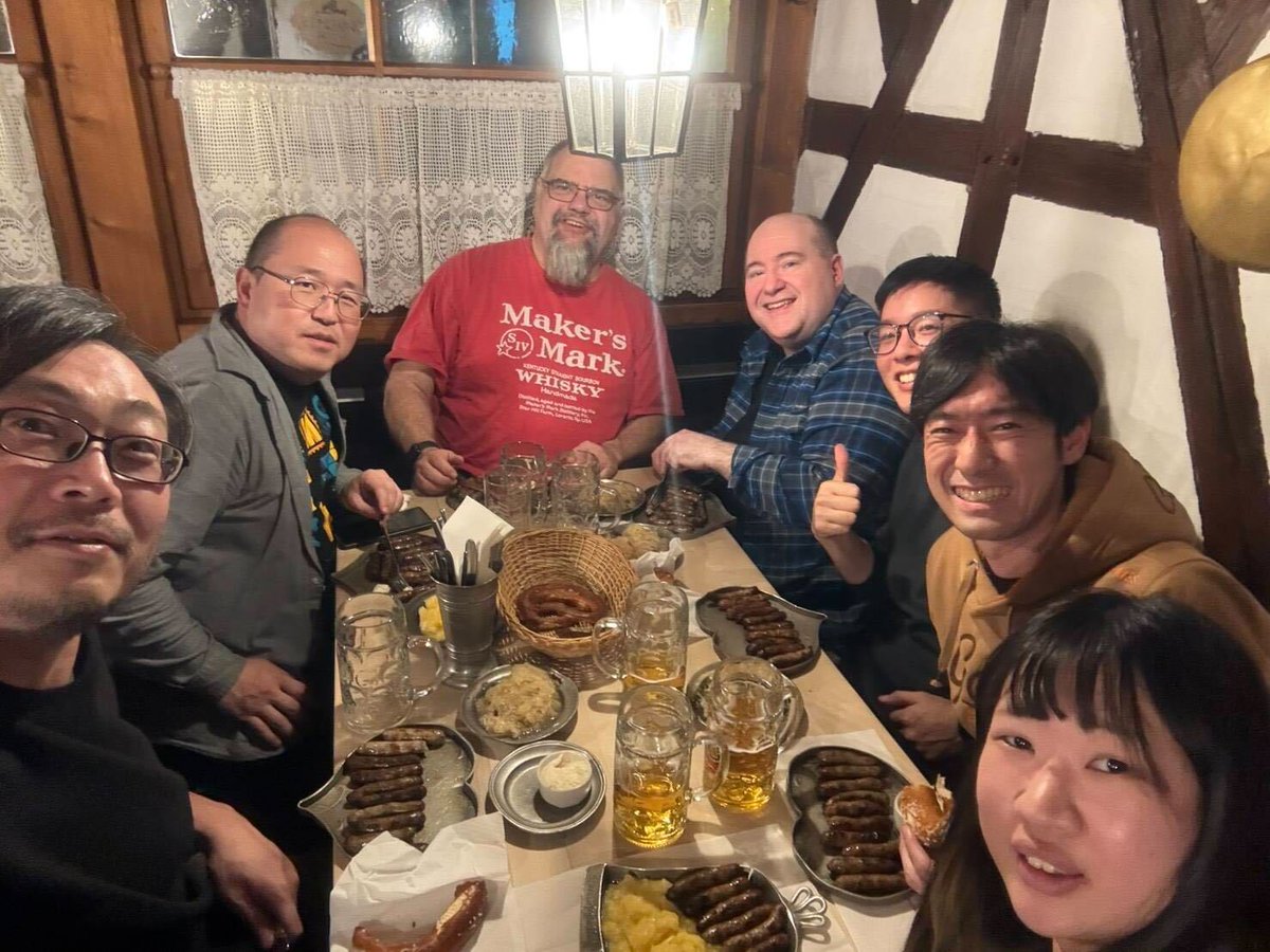 autogradelinux's tweet photo. 🤝 Thank you to the community and AGL Members @RenesasGlobal and @AISIN_PR for a productive week at #embeddedworld.

It was great to see everyone gather to collaborate on automotive open source innovation.

What were your highlights this year?

#AutoGradeLinux #ew26 #OSS https://t.co/vazeS5SMpO