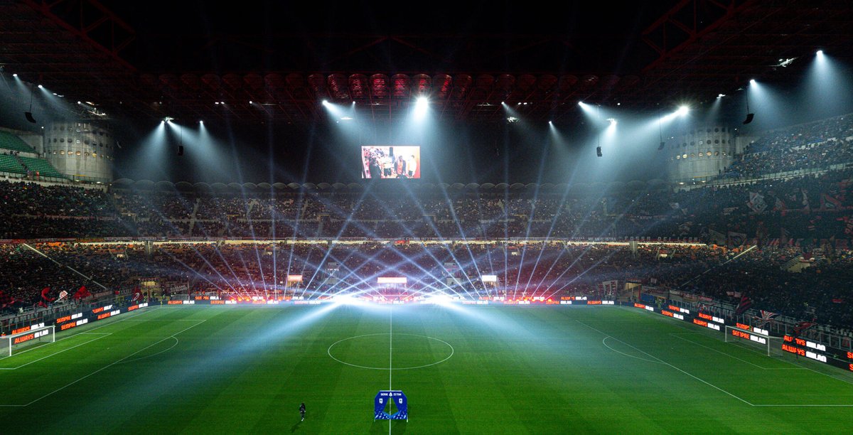 Milan Night tweet media