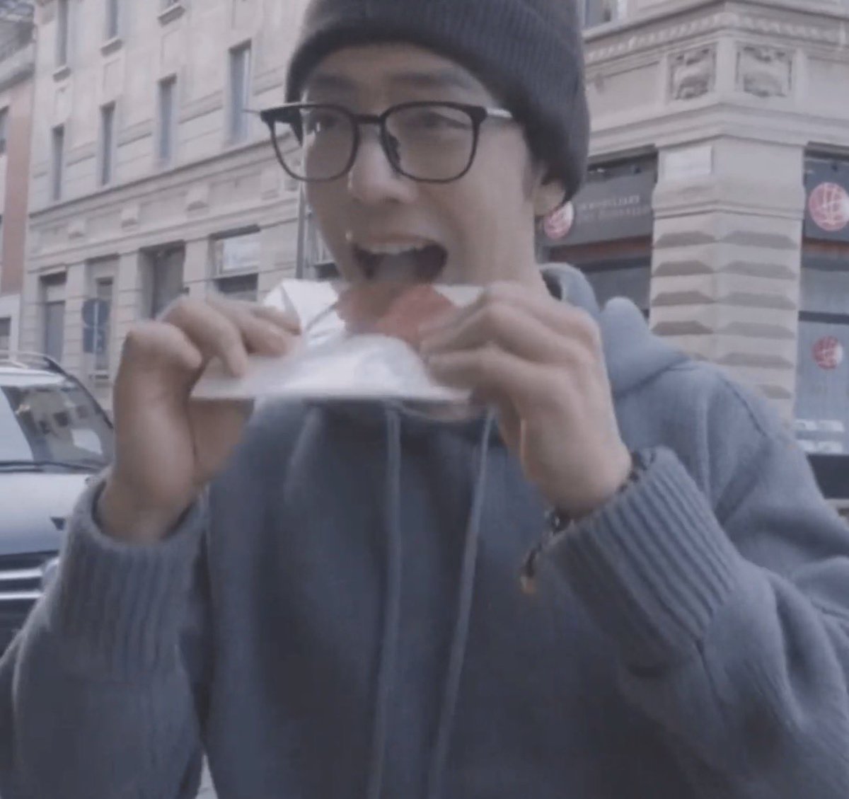 𝘽八* tweet media