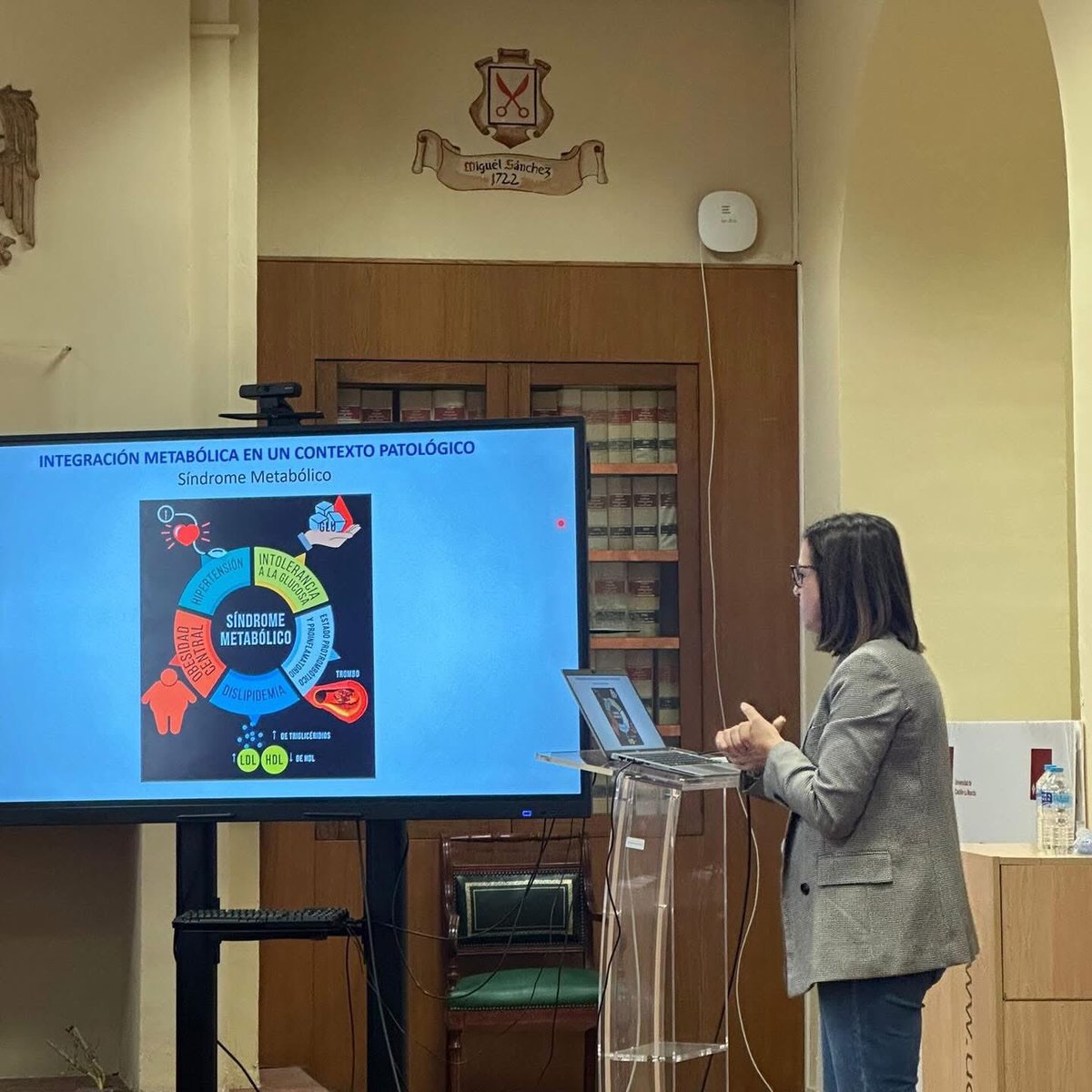 Facultad CC. Ambientales y Bioquímica - UCLM 🥼🥾 tweet media