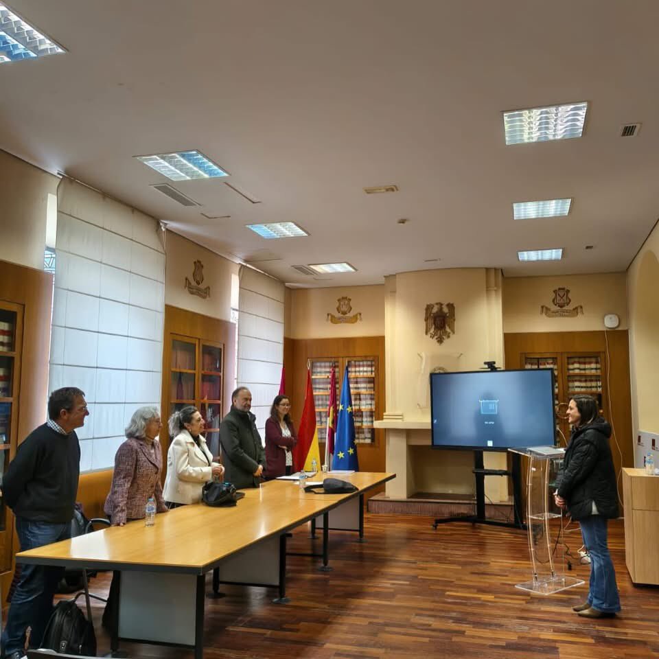 Facultad CC. Ambientales y Bioquímica - UCLM 🥼🥾 tweet media