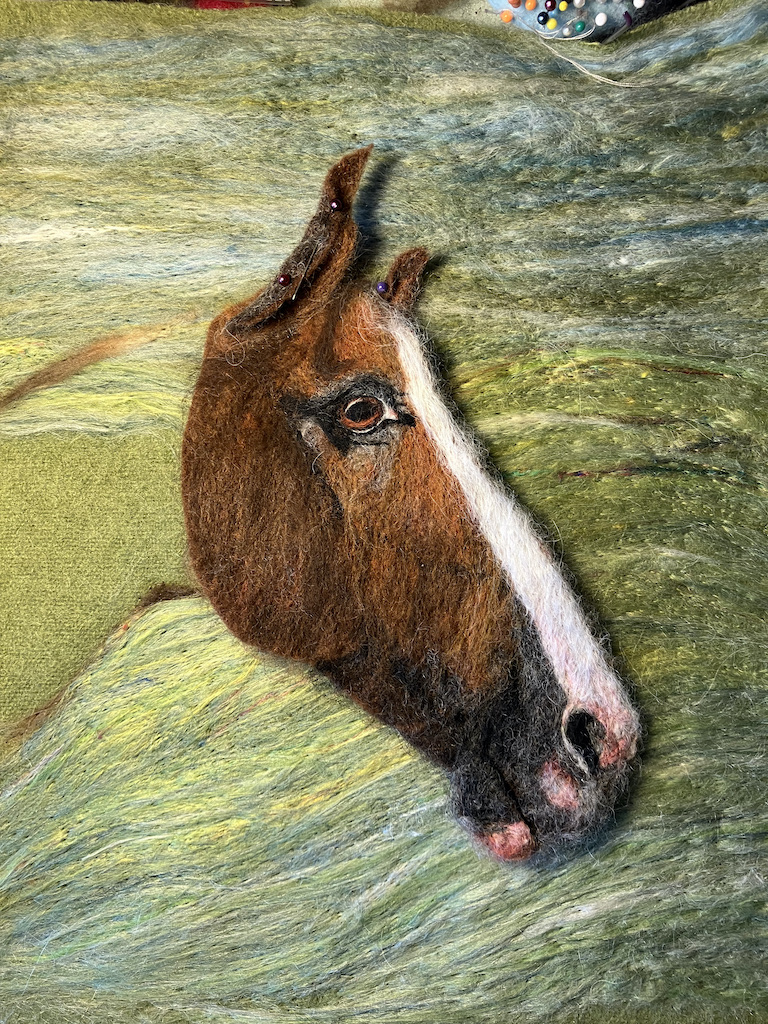 UllswaterFelt's tweet image. #marchmeetthemaker #workinprogress #brithsfibreart #feltartuk #needlefeltart #madeincumbria #lakedistrictartist