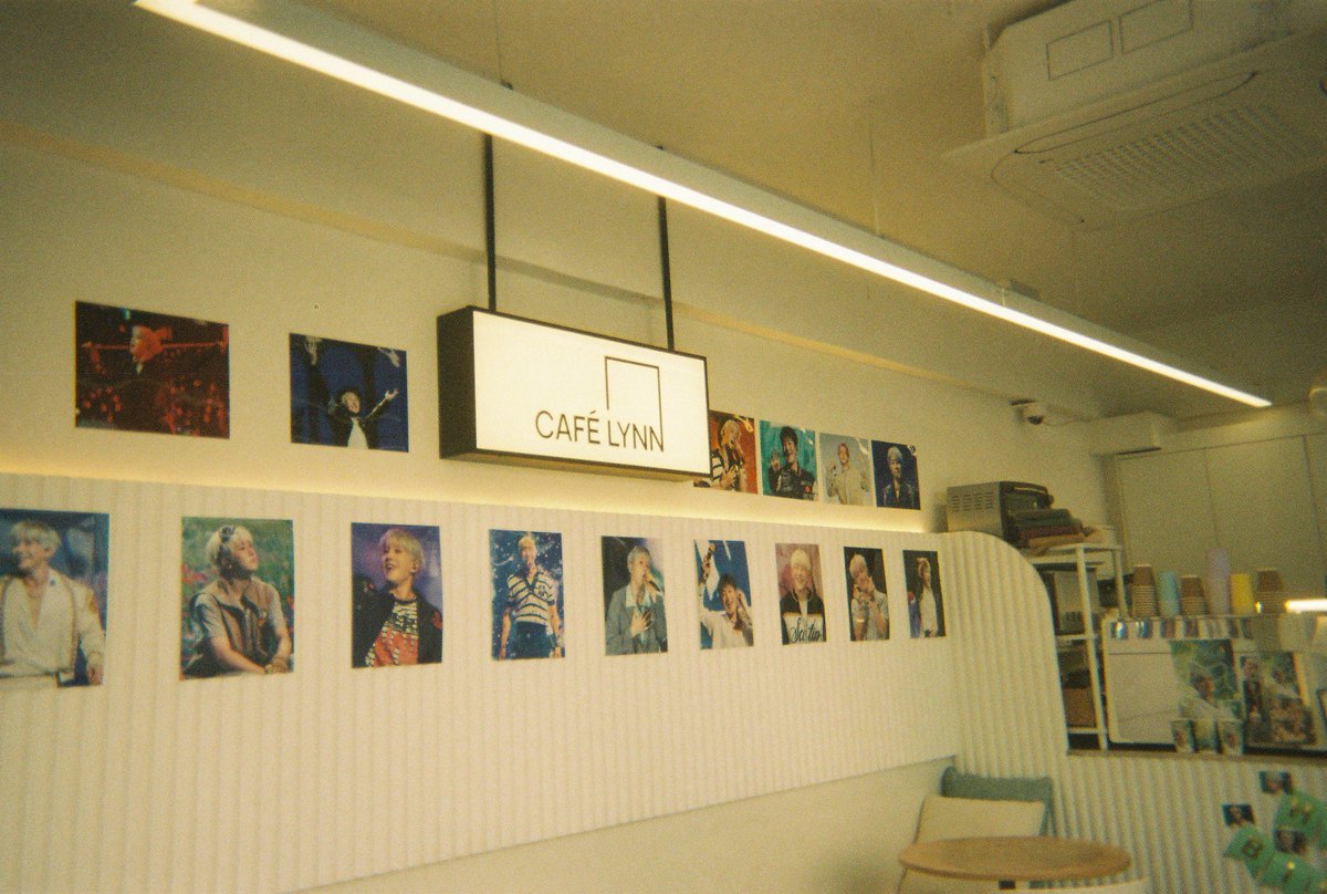 2025년 진우의 예쁘고 멋있었던 순간이 가득한 카페린

예쁜 진우 보면서 마시는 커피는 너무 맛있고~
로하 들 이랑 한공간에서 진우의 생일을 축하해 줄 수 있어서 짱 행복해🥰
🥳진우야 생일 축하해

#아스트로 #ASTRO #진진 #JINJIN
#해피_진진_데이
#박진우_생일축하해
#shine_days_jinjin