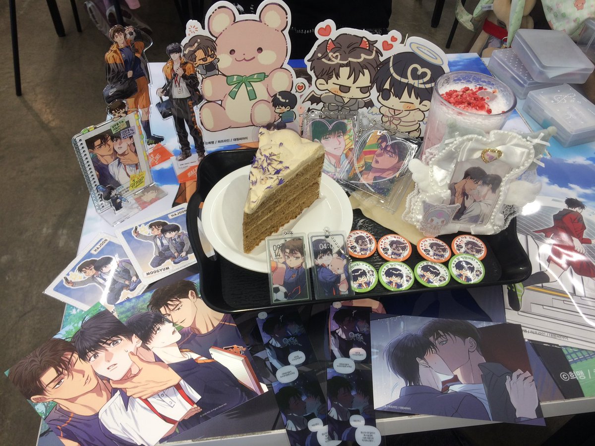 Pariss11 tweet media