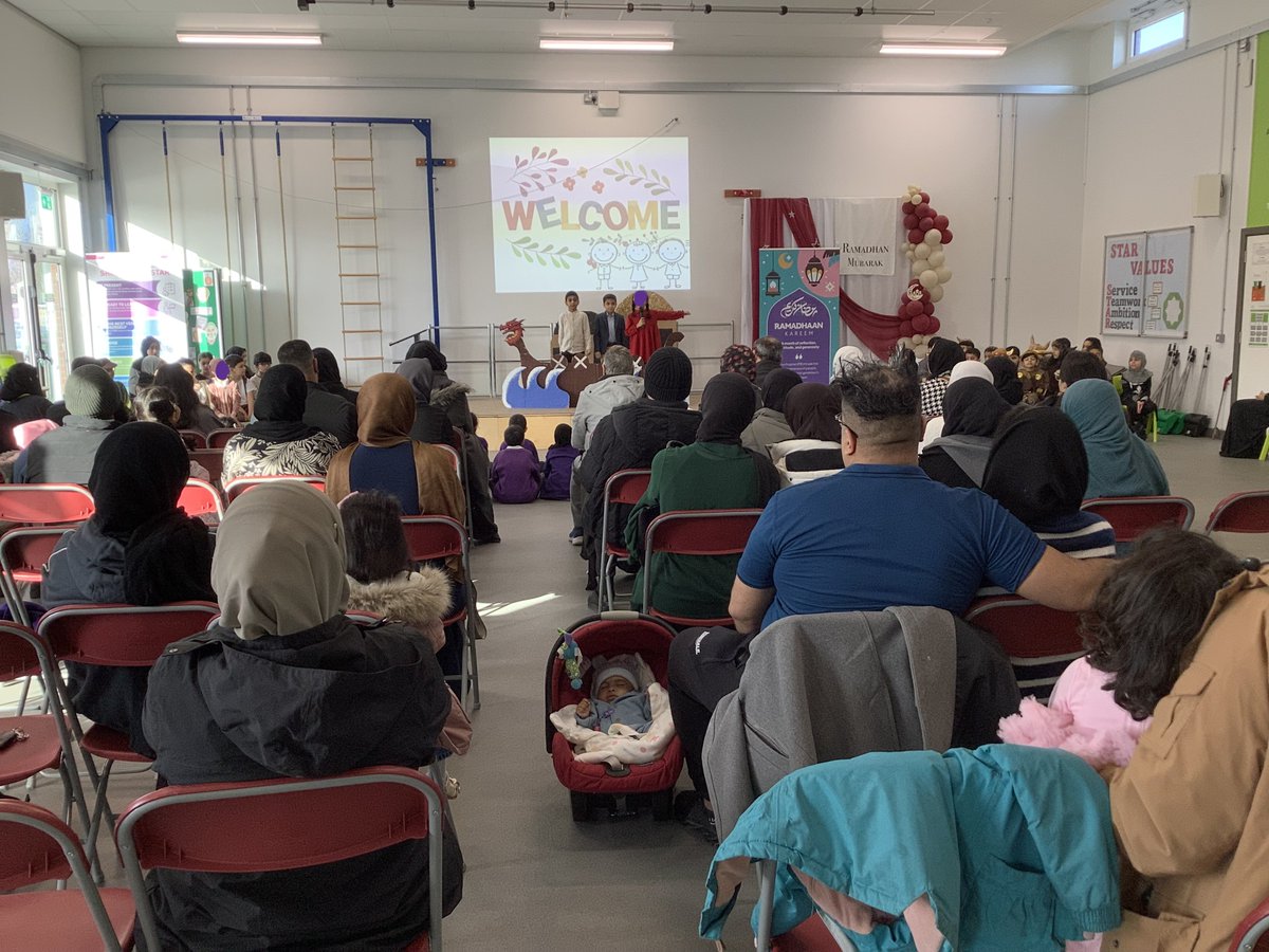 olive__preston's tweet photo. What a performance about the Vikings by our Year 3 children! Well done to all! #ClassAssembly #History #BringingLearningToLife #PersonalDevelopment #Confidence #Leadership #Drama #StickyKnowledge #Poetry #Teamwork #Ambition #WeAreSTAR https://t.co/ZbnUrg8usJ