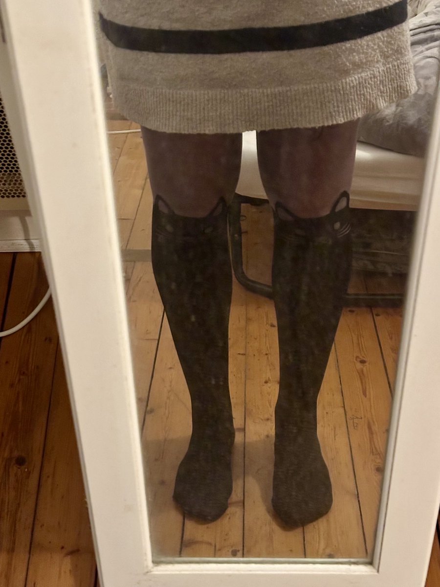 Julie 🏳️‍⚧️ tweet media