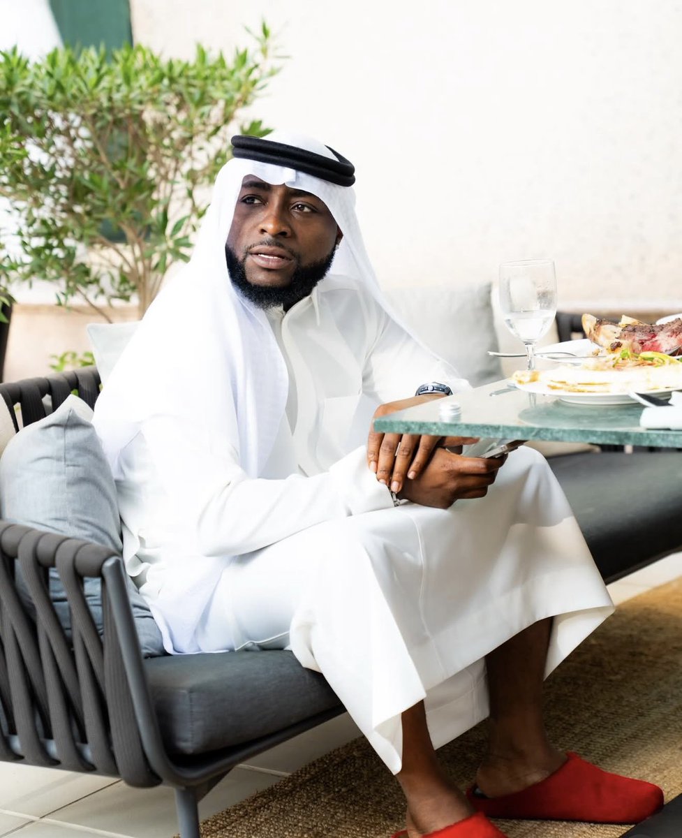 silverpenydr's tweet photo. Another day, and we’re not slowing down our efforts. If you need a laptop to start or continue your tech journey, make sure you tag Davido @davido in the comment section. Let’s keep pushing until he sees it. 

Davido please don’t air us 🙏🙏🙏

#10kLaptopsproject https://t.co/BuHNQXKML9