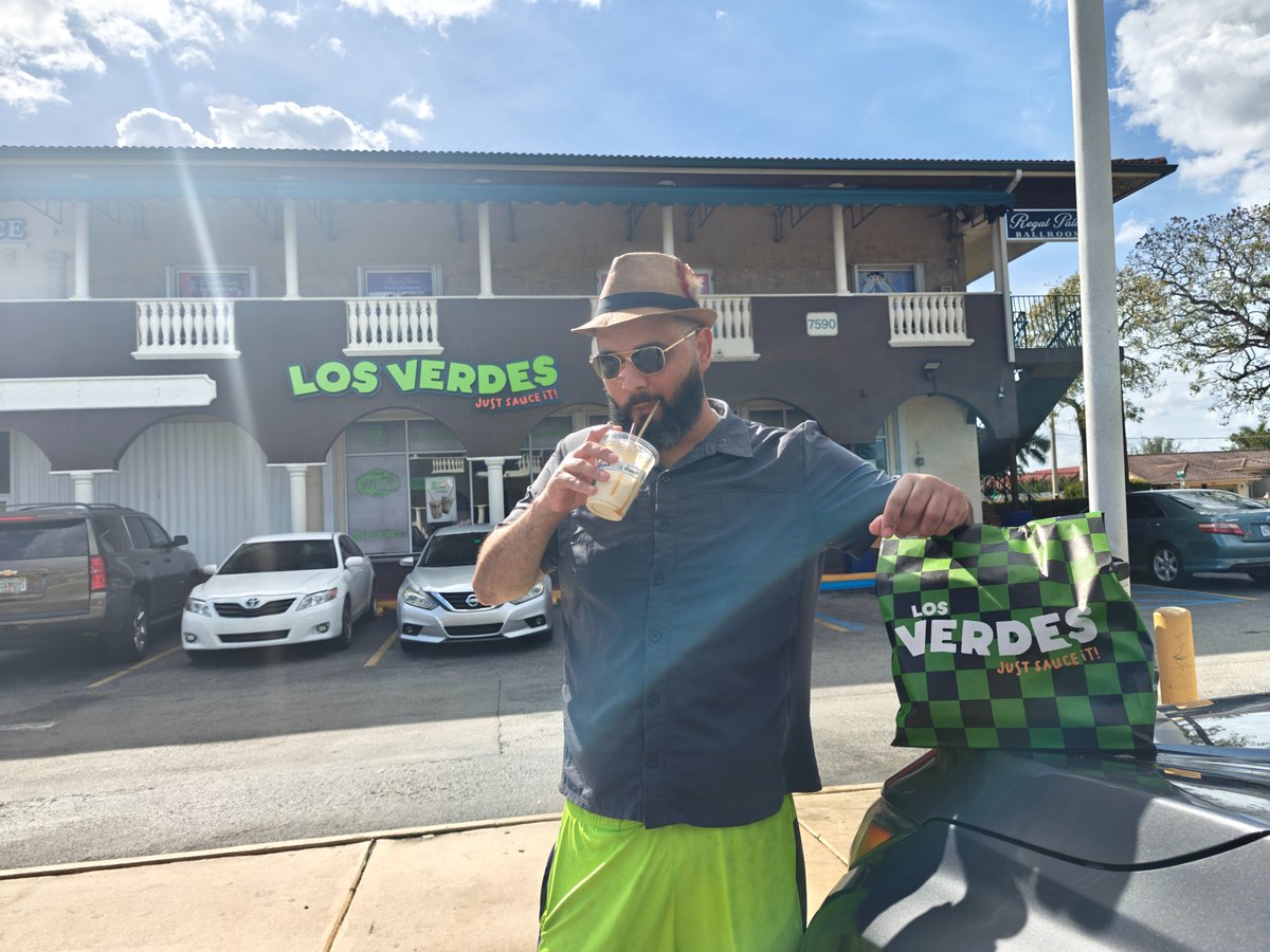 Feanor809 @ Twitch.TV/FEANOR809 tweet media