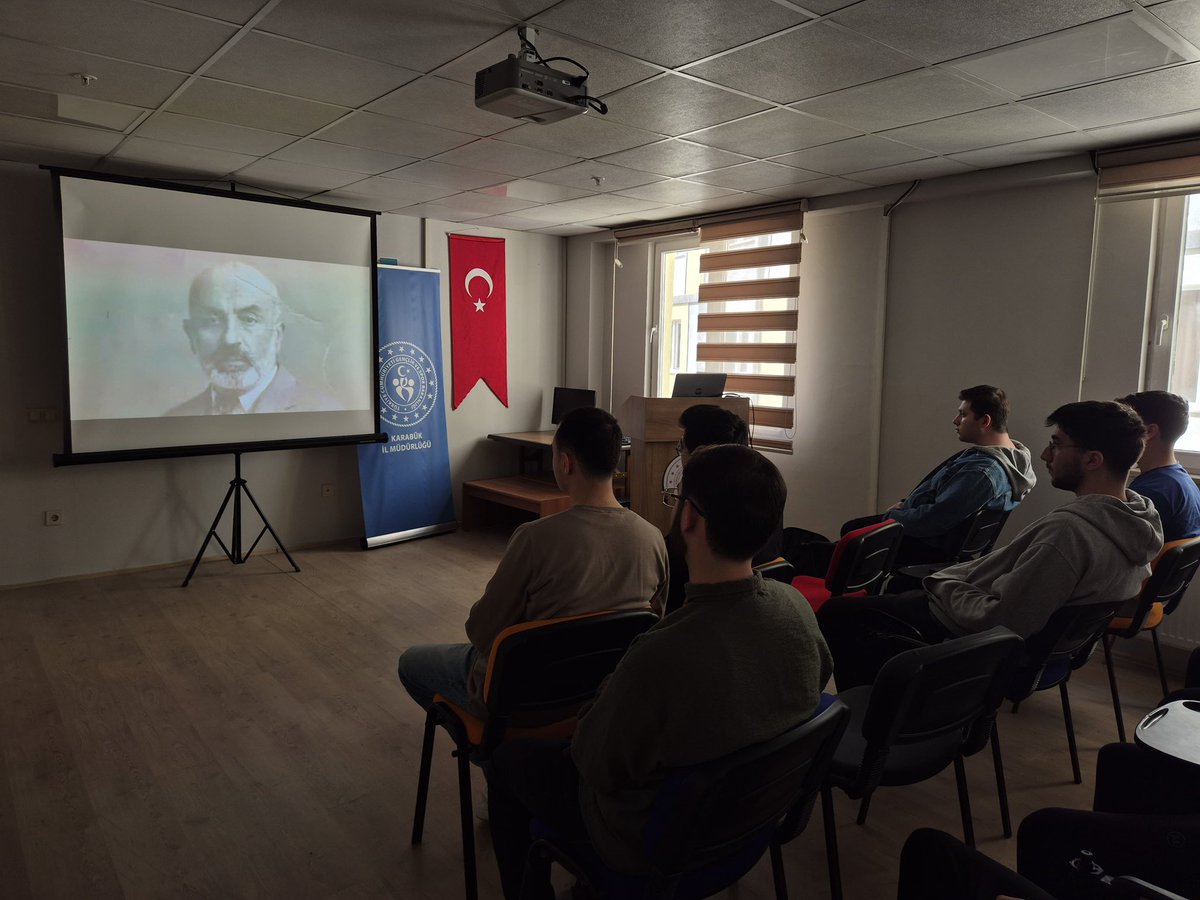 KarabukKYGM's tweet photo. 📍 Bahaddin Gazi Yurdu

12 Mart İstiklal Marşı’nın Kabulü ve Mehmet Akif Ersoy’u Anma Günü kapsamında öğrencilerimizle birlikte anlamlı bir program gerçekleştirildi. İstiklal Marşı’mızın kabulünün yıl dönümünde, milli şairimiz Mehmet Akif Ersoy rahmet ve minnetle anıldı. 🇹🇷 https://t.co/fiuaWgVHsp
