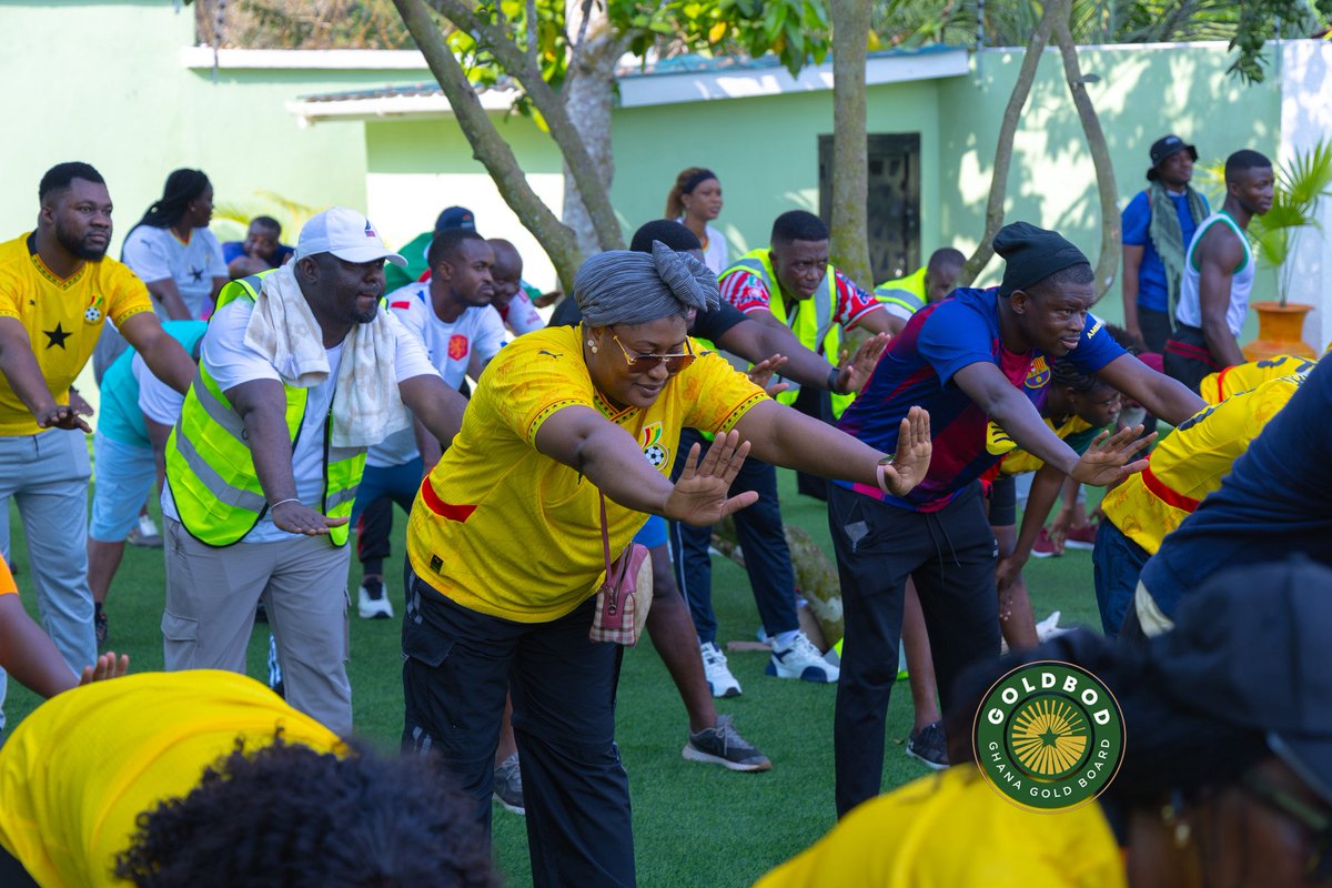 GhanaGOLDBOD's tweet photo. Over the weekend, staff of the Ghana Gold Board, together with members of the public, took part in a Staff Health Walk aimed at promoting wellness, teamwork, and healthy living.  🏃 🏃‍♀️ https://t.co/0bKFC9vPX0