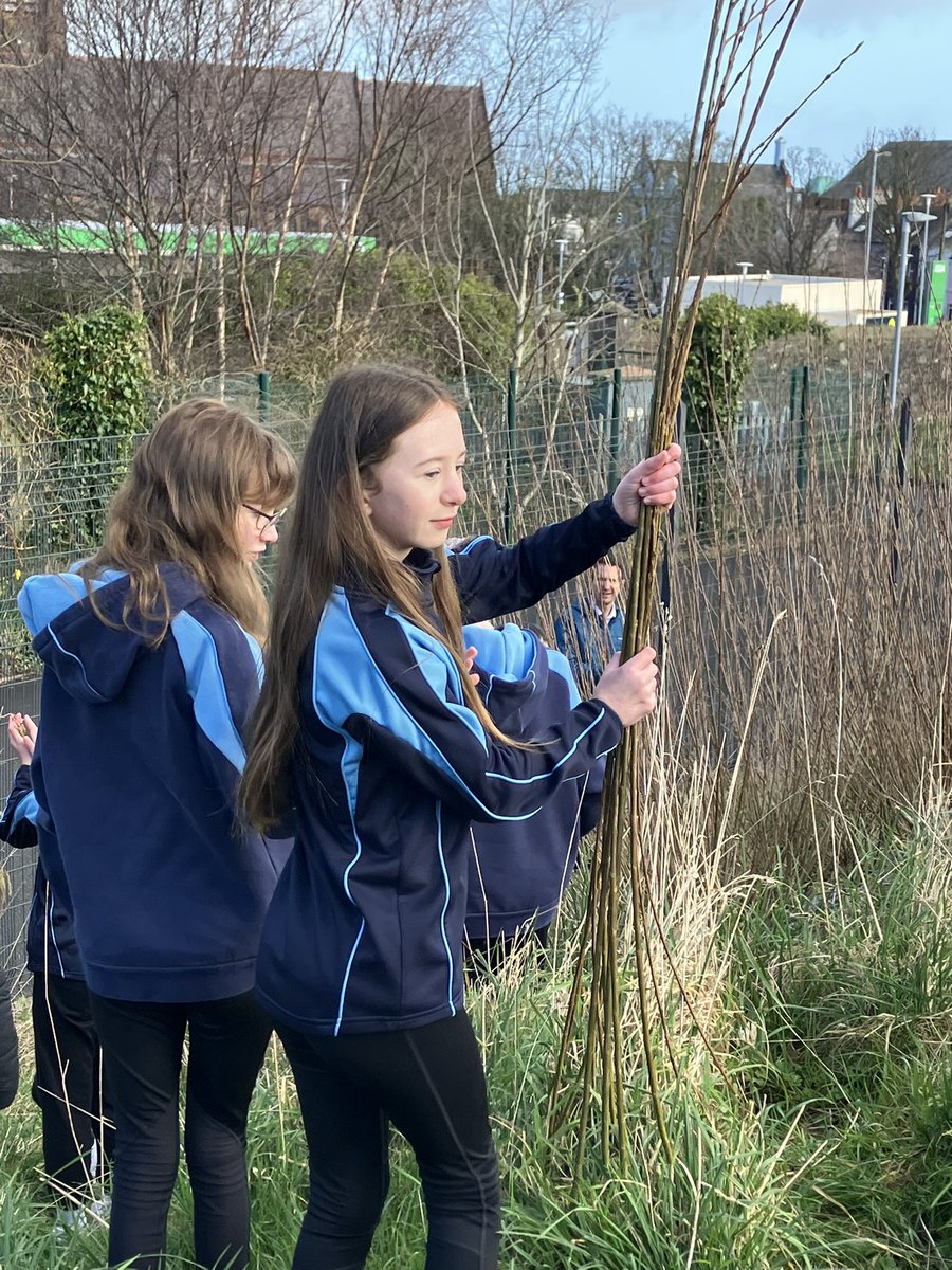 Art Dept Bangor Academy tweet media