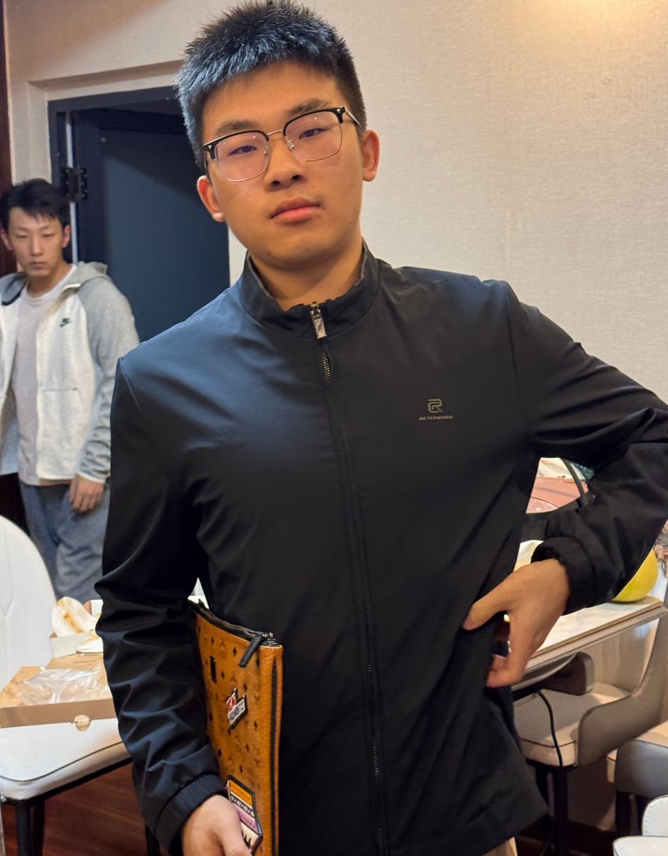 阿哲，学渣！(交友) tweet media