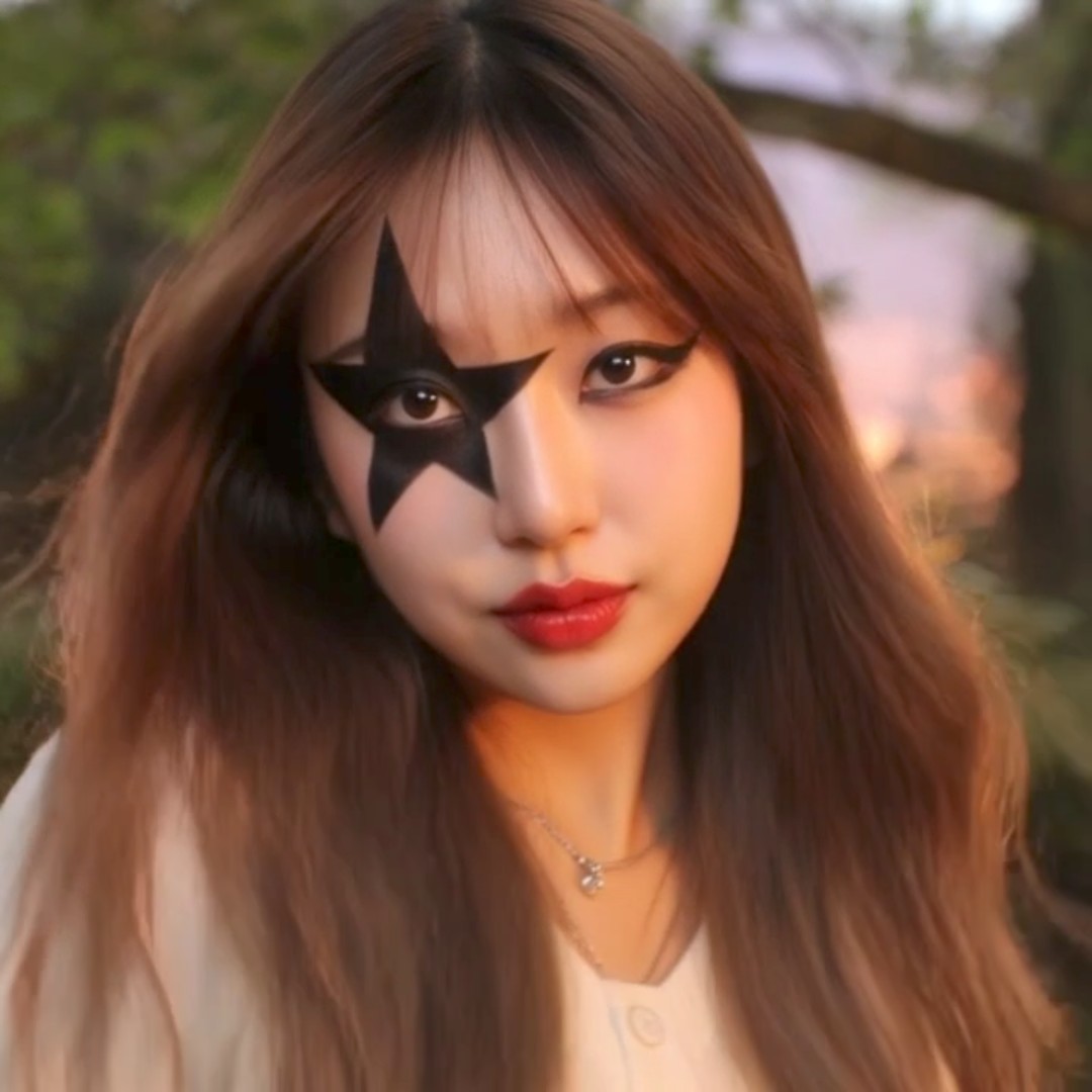 millthekiss's tweet photo. Just doing it for fun
l love #KISS
#selfie
#StarchildSaturday
#KISSisEverywhere https://t.co/TCMEcxjmPO