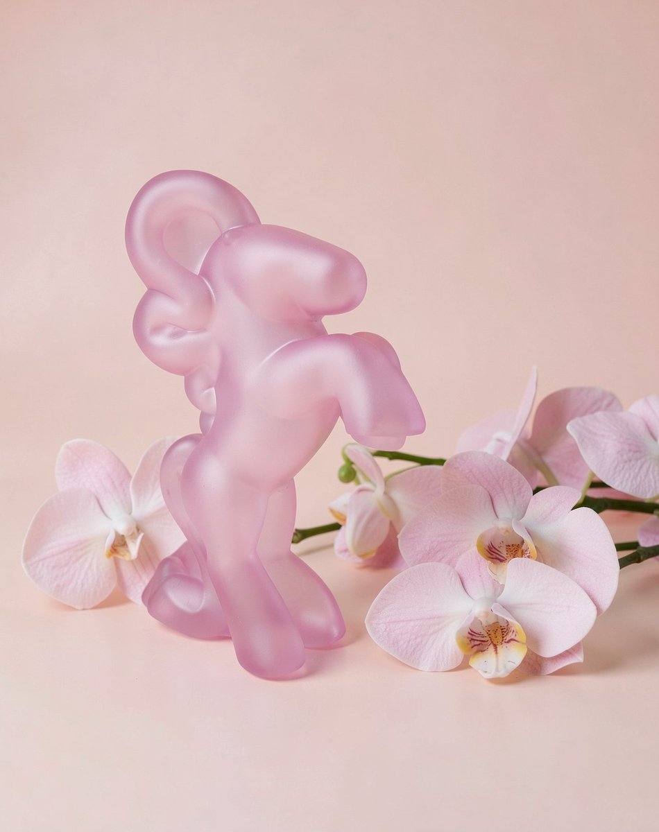 Ferdi B Dick / Sculptor tweet media