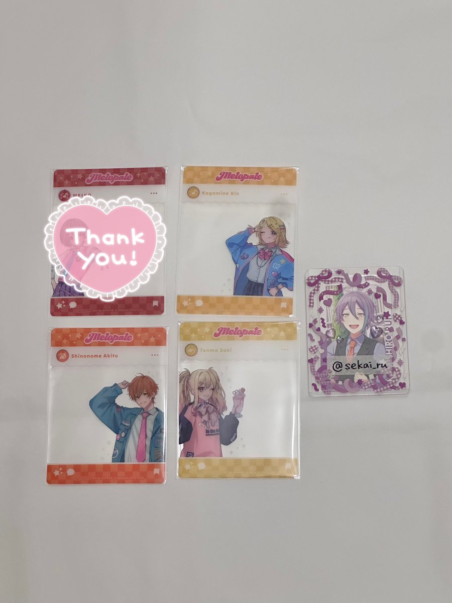 sekai_ru's tweet photo. 【交換】プロセカ メロパレ トレカ トレーディングカード SNS風クリアカード ホログラムステッカー レア

譲：みのり 遥 雫 司 えむ 寧々 リン 咲希 彰人 バチャシン レオニ ビビバス ニーゴ

求：愛莉 類 モモジャン ワンダショ

郵送での交換
レア⇔レア での交換
トレカ司は類との交換優先 https://t.co/YBMRdUohf8