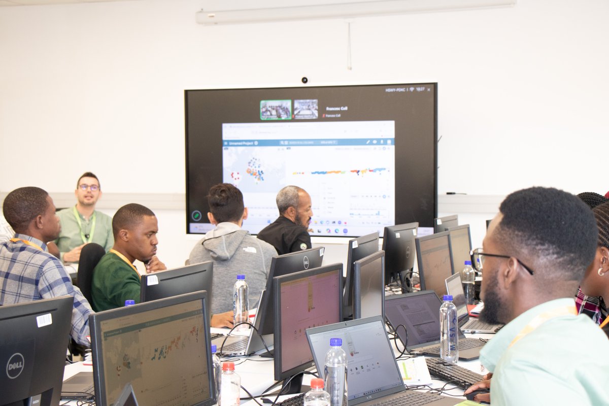 nicd_sa's tweet photo. Connections built during the Antimicrobial Resistance of Bacterial Pathogens Africa course will strengthen future collaborations and regional AMR surveillance efforts across Africa.
#AMRAfrica #GenomicSurveillance #OneHealth #CapacityBuilding #WellcomeConnectingScience https://t.co/XsKk4gb0wa