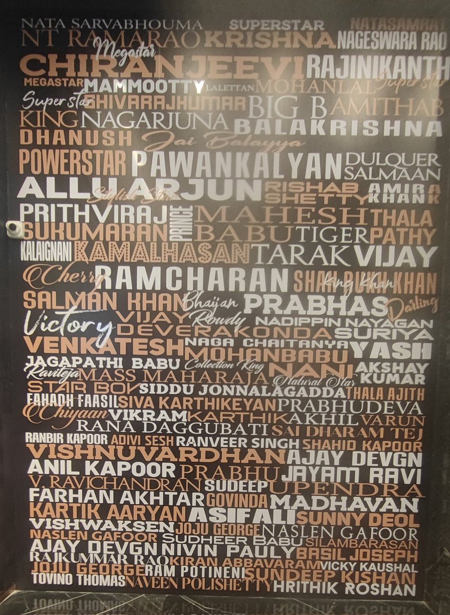 BheemlaBoy1's tweet photo. Highlight names Megastar @KChiruTweets power star @PawanKalyan @alluarjun Rebel Star #PRABHS global star @AlwaysRamCharan...... 🥵🥵🔥 https://t.co/UnZQPUD5c9