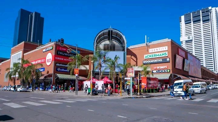 Artist TREVOR🇿🇦 tweet media