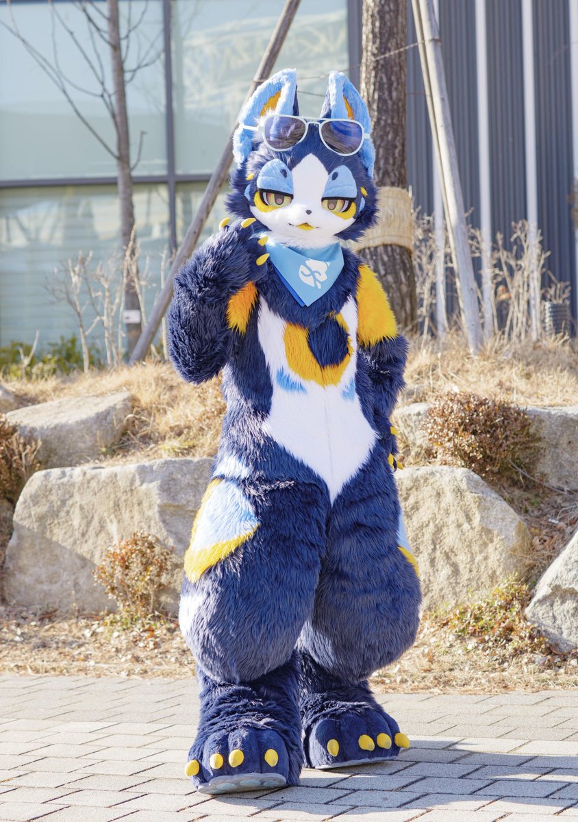 부요 / Luahn 🌙 🔜 FurstClass tweet media