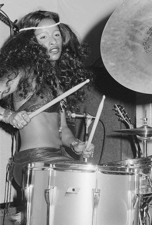 Melodies & Masterpieces tweet media