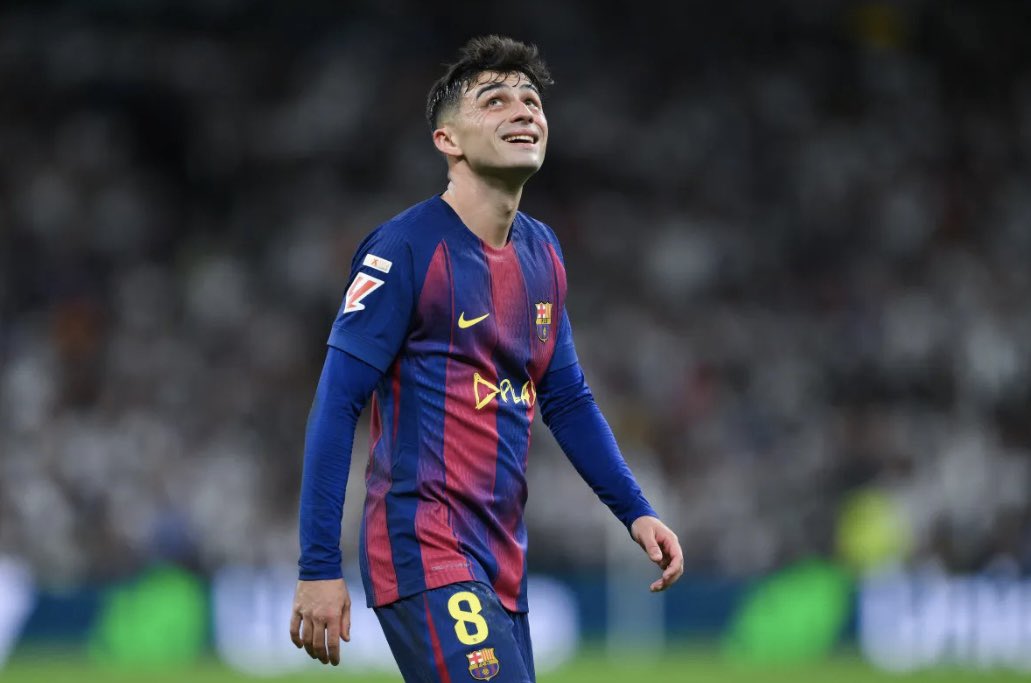 𝘙𝘦𝘪𝘯𝘢 tweet media