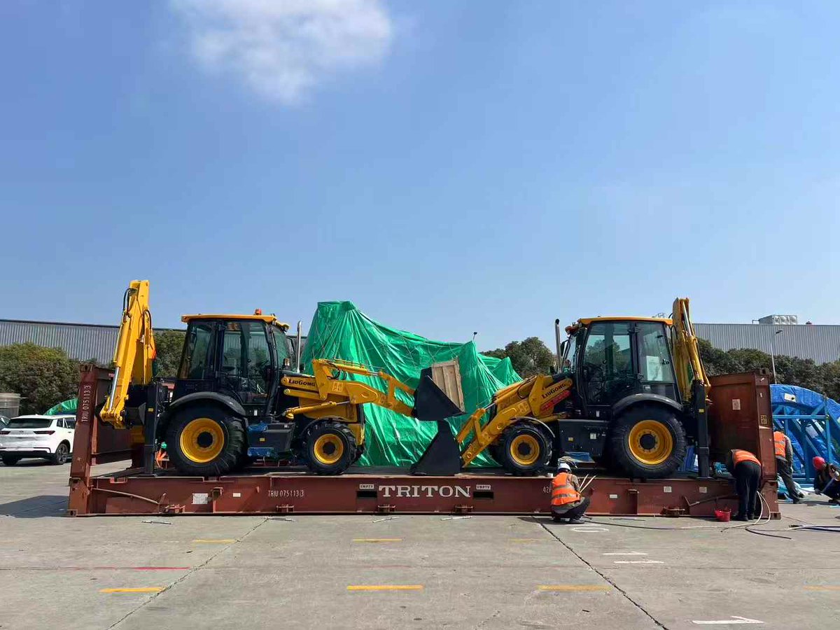 Mark91939222's tweet photo. Hi, everyone, I have some instock machines in China for export, 100% new machine in 2026, if you are interested, please let me know.
(Backhoe loader already in the port, ready to ship any time)
#backhoe #excavator #loader #wheelloader #truck https://t.co/61PtqVDKyt