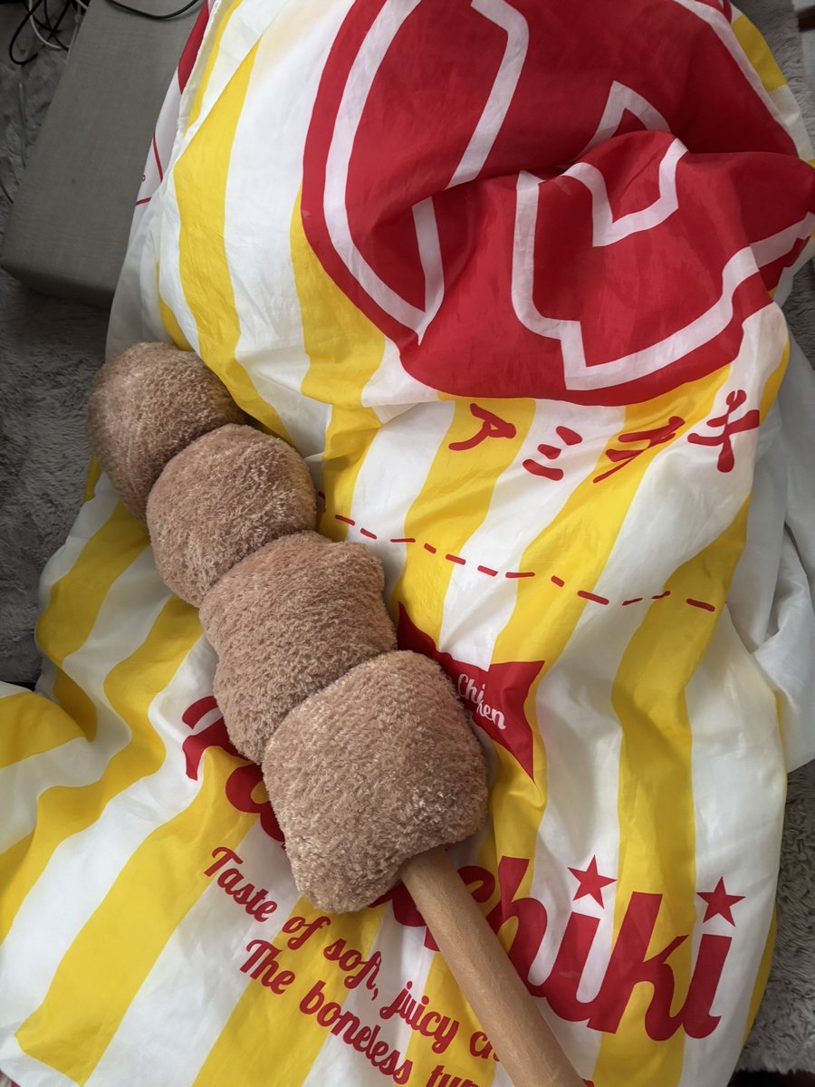 サボエル tweet media