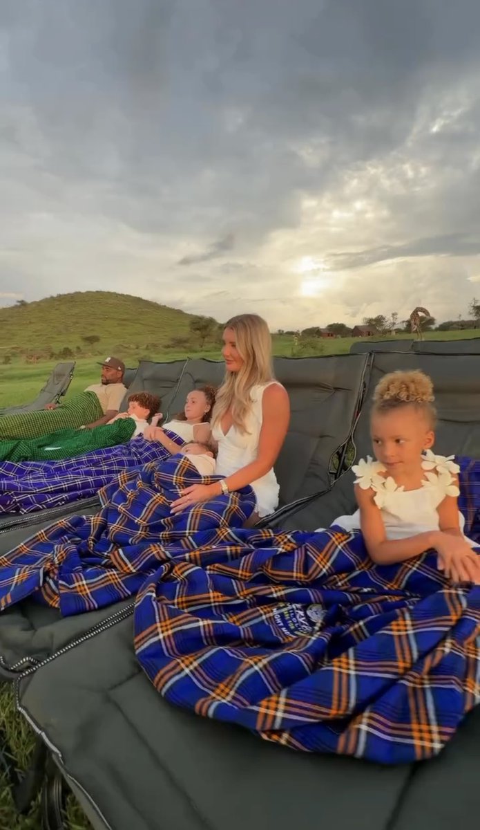 KkunSahNextICT's tweet photo. Thinking of a #SafariWithKids? Here is Tip #1: Skip the big lodges. Book a private safari vehicle.

Why? Because when your 4-year-old needs a sudden bathroom break or gets bored, you aren't disturbing 10 other guests. Total freedom.

#TanzaniaWithToddlers #TribesGorillaSafaris 🦁 https://t.co/YQB7oe3R0Q